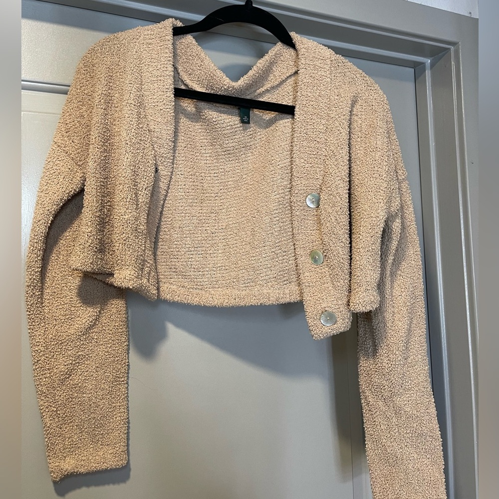 Cozy Beige Cropped Cardigan